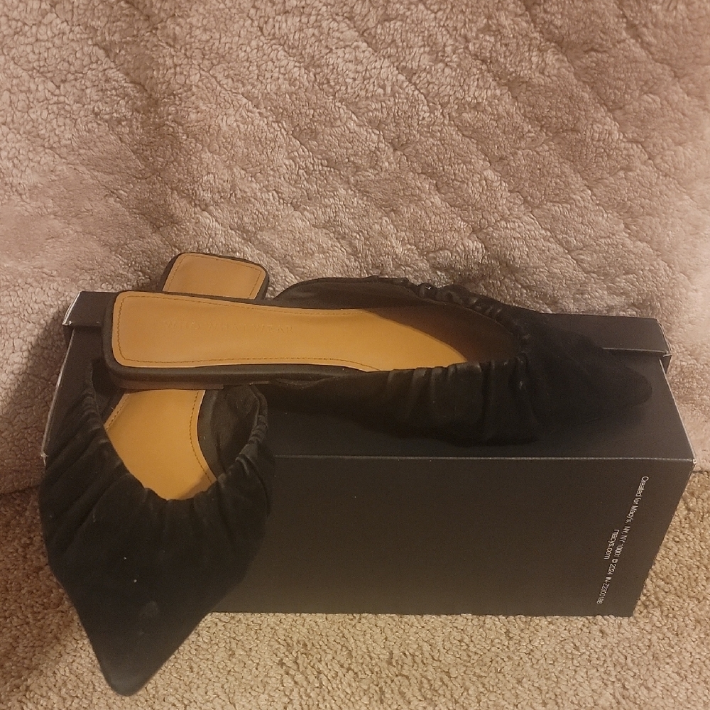 Who What Wear Black Flats with Sleek Design